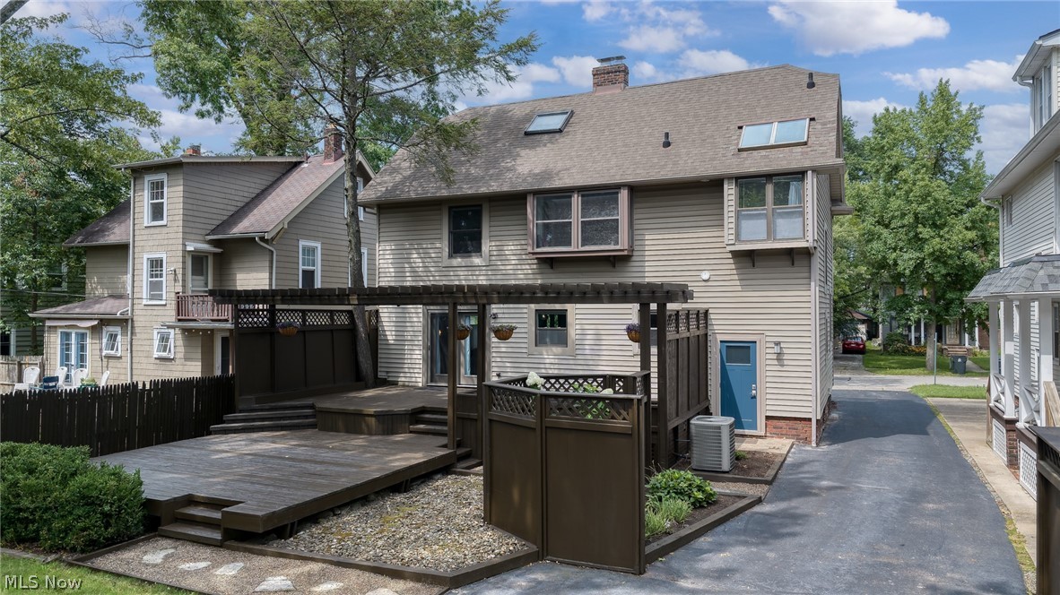 3060 E Overlook Road Cleveland Heights OH 44118