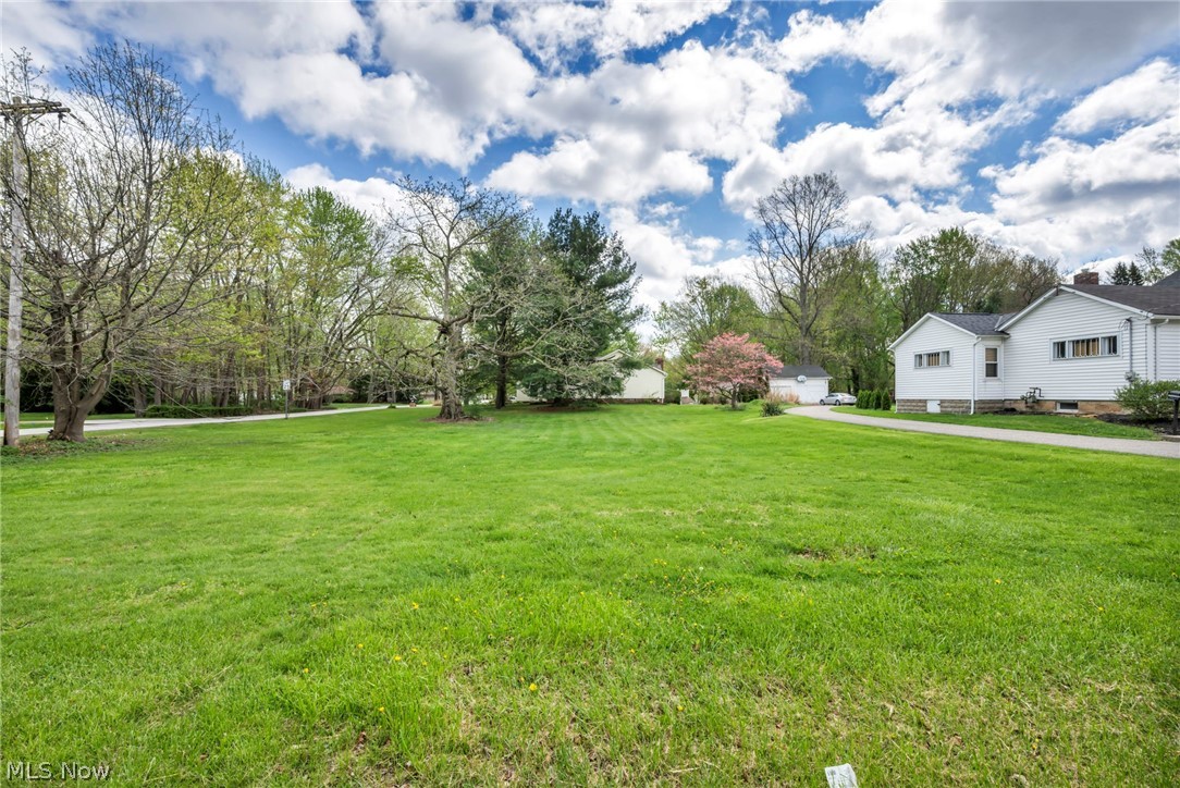 8750 Evergreen Drive Mentor OH 44060