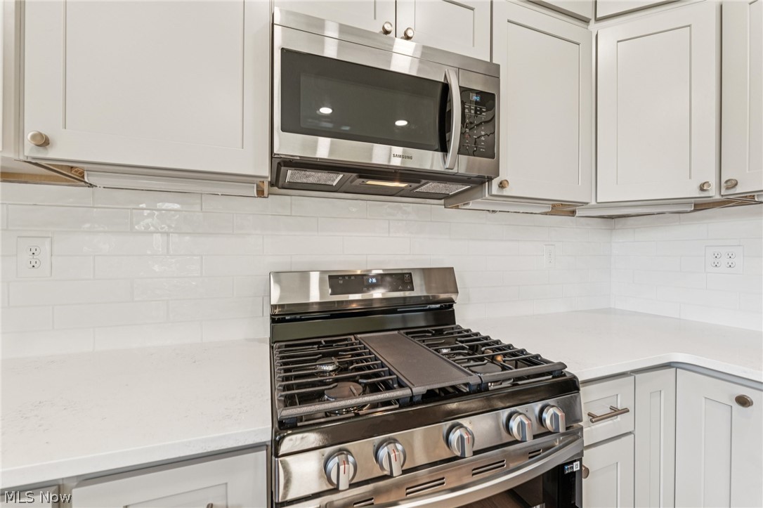 1450 W 77th Street Cleveland OH 44102