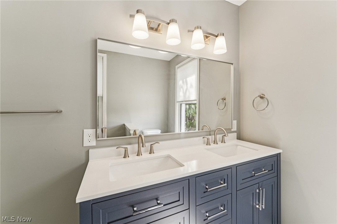 1450 W 77th Street Cleveland OH 44102