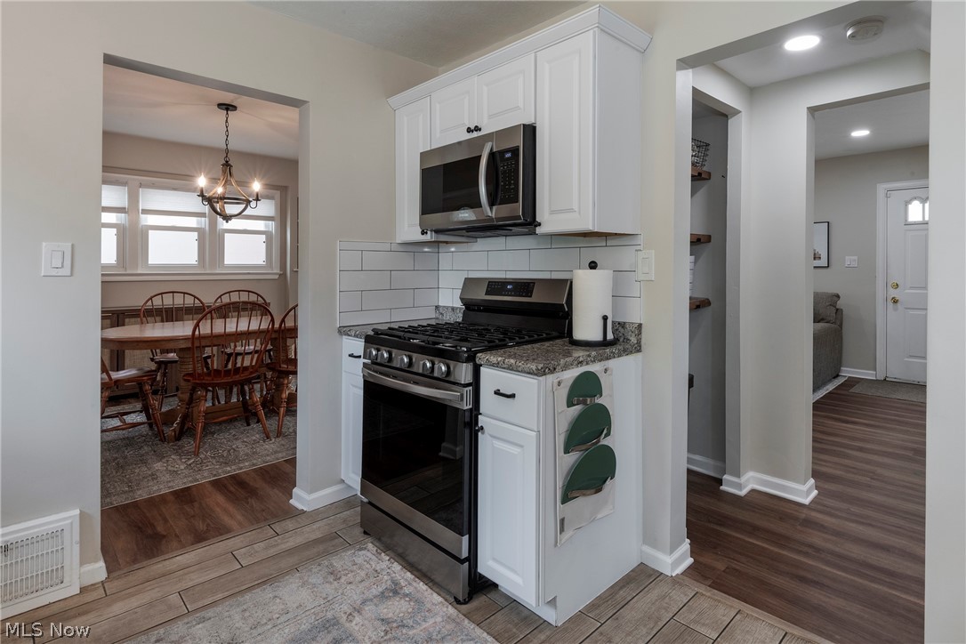 16908 Laverne Avenue Cleveland OH 44135