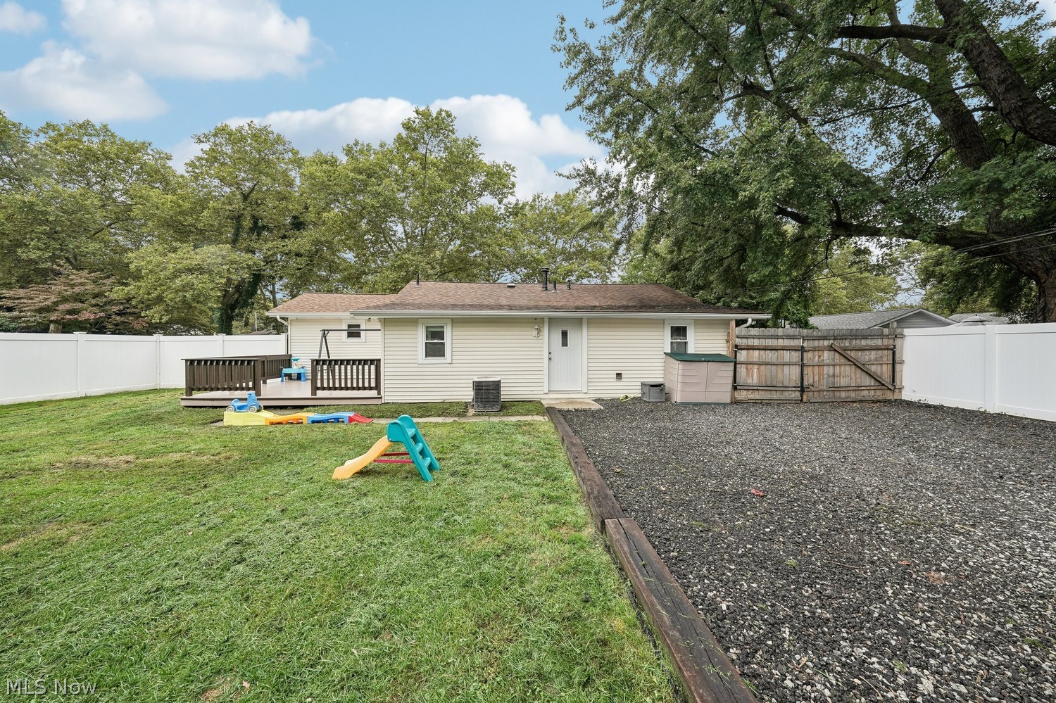 1213 Argyle Drive Madison OH 44057