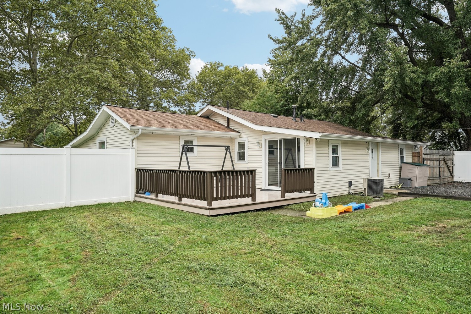 1213 Argyle Drive Madison OH 44057