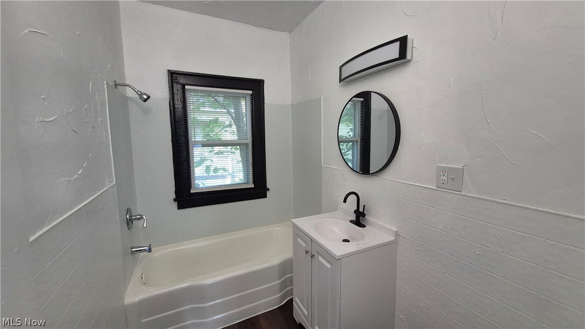 12512 Rexford Avenue Cleveland OH 44105