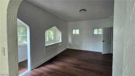 12512 Rexford Avenue Cleveland OH 44105