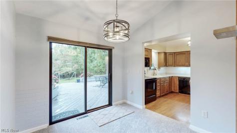 1239 Doralee Drive Mogadore OH 44260