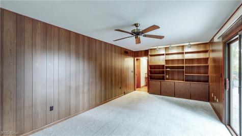 1239 Doralee Drive Mogadore OH 44260