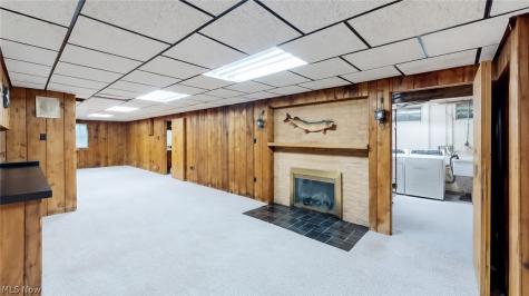 1239 Doralee Drive Mogadore OH 44260