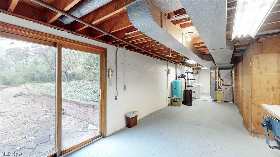 1239 Doralee Drive Mogadore OH 44260