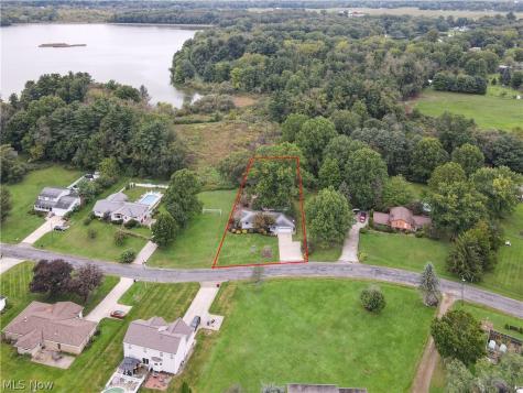 1239 Doralee Drive Mogadore OH 44260