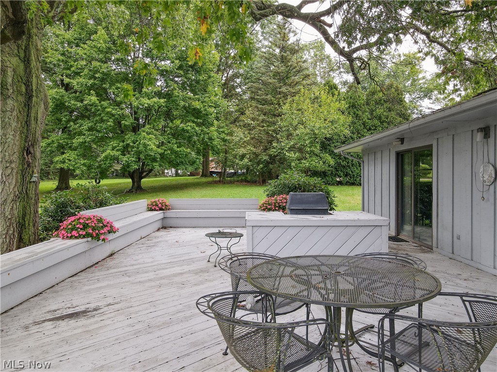 1239 Doralee Drive Mogadore OH 44260