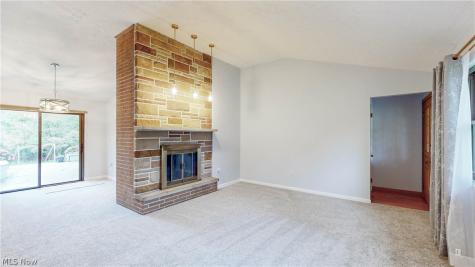 1239 Doralee Drive Mogadore OH 44260