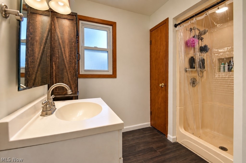 1136 Grand Avenue Madison OH 44057