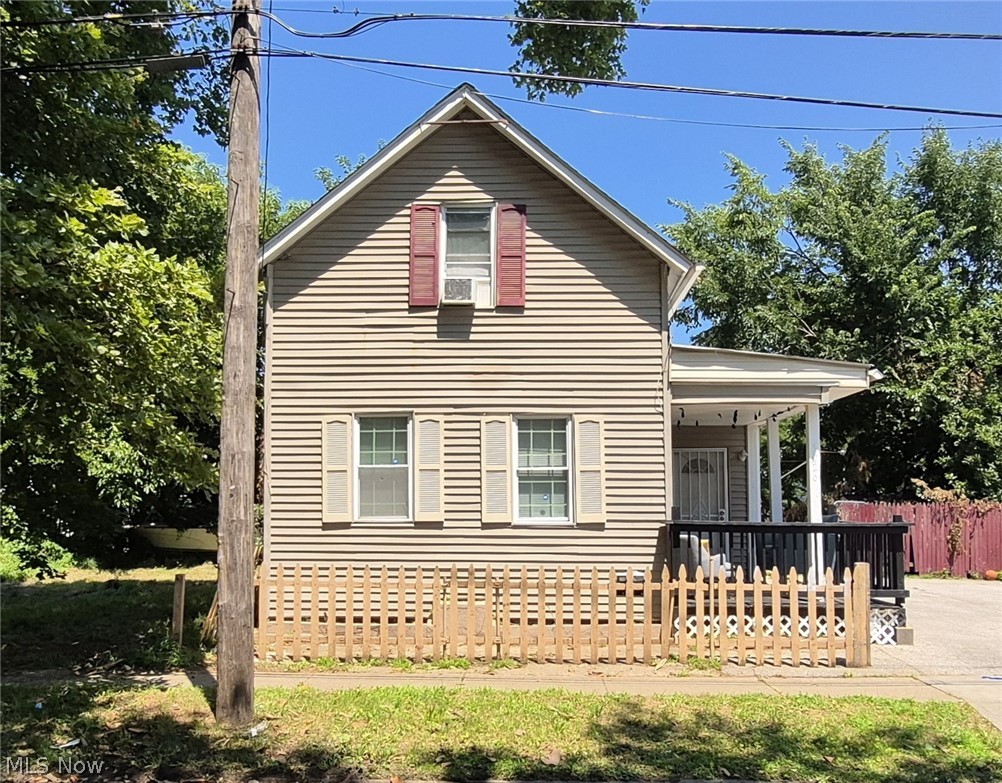 3026 Erin Avenue Cleveland OH 44113