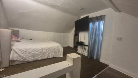 3026 Erin Avenue Cleveland OH 44113