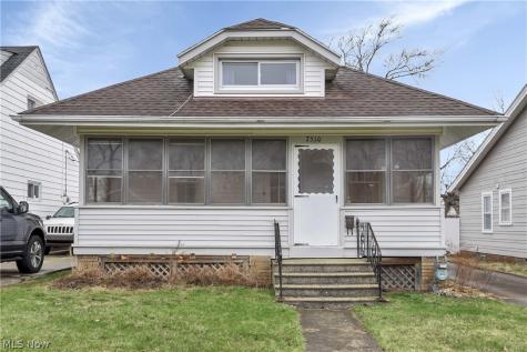 7510 Manhattan Avenue Parma OH 44129