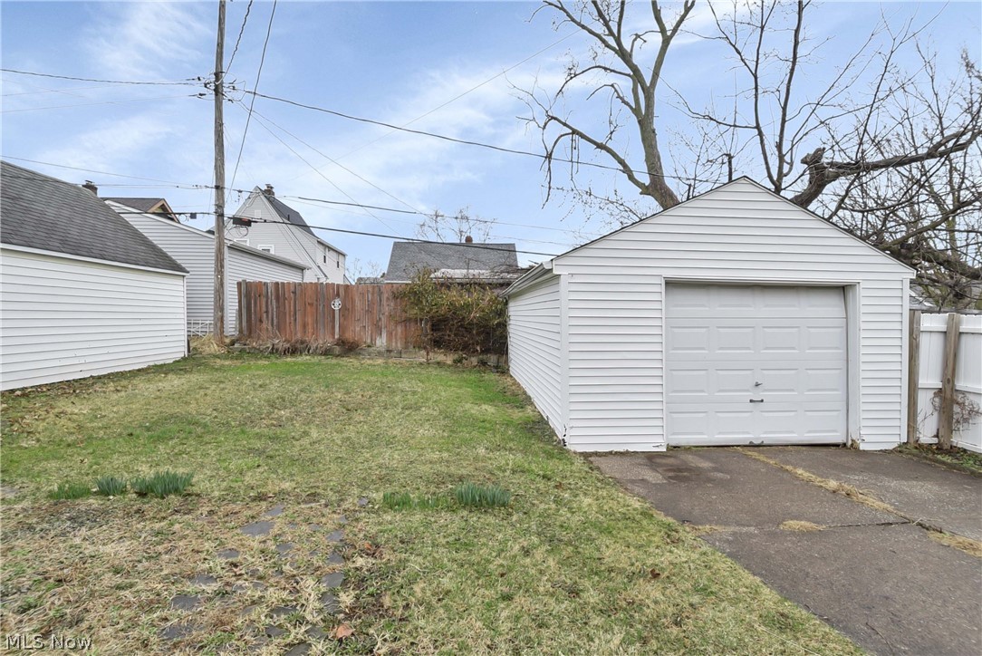 7510 Manhattan Avenue Parma OH 44129