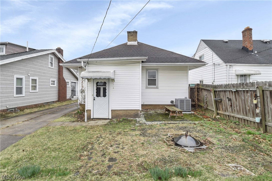 7510 Manhattan Avenue Parma OH 44129