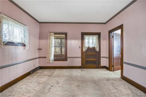 7510 Manhattan Avenue Parma OH 44129