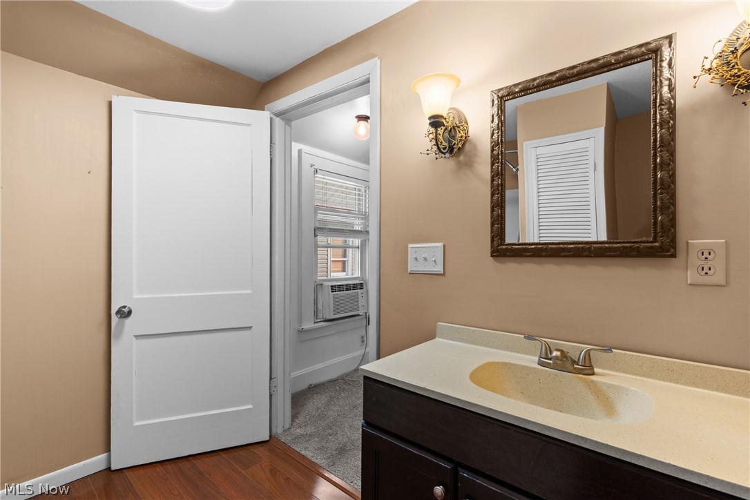 249 W 42nd Street Shadyside OH 43947