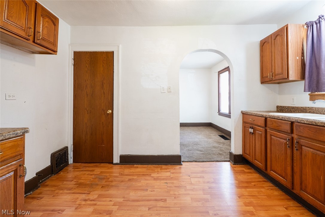 1056 Georgia Avenue Akron OH 44306