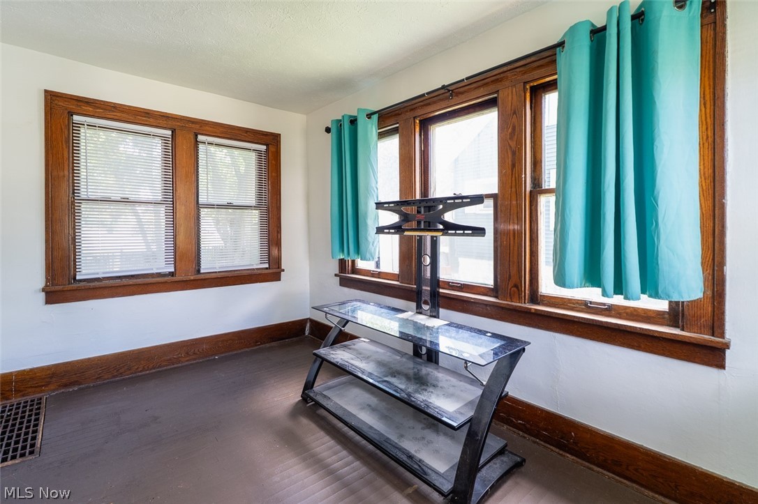1056 Georgia Avenue Akron OH 44306
