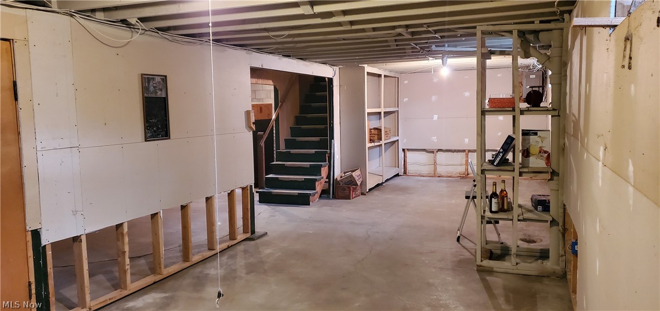 1794 Lilly Lane Alliance OH 44601