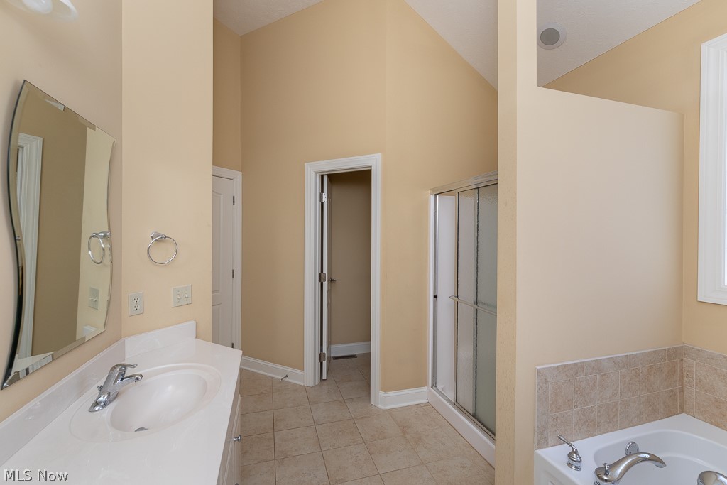 22238 North Trail Strongsville OH 44149