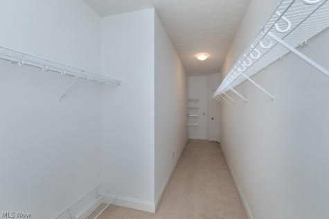 22238 North Trail Strongsville OH 44149