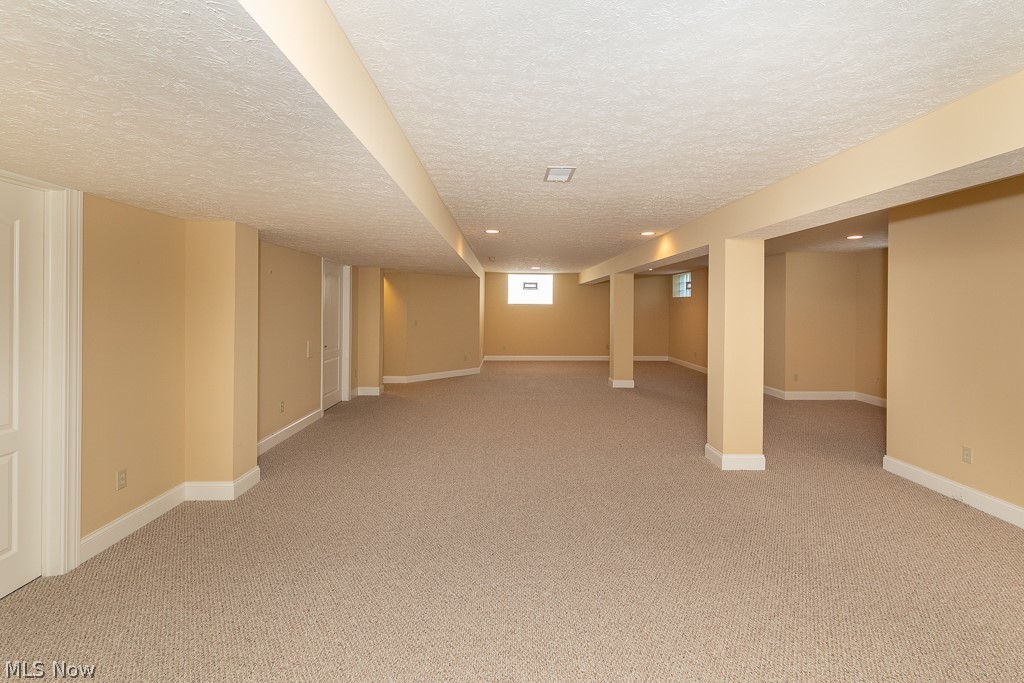 22238 North Trail Strongsville OH 44149