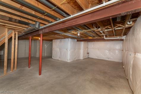 22238 North Trail Strongsville OH 44149