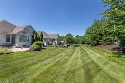 22238 North Trail Strongsville OH 44149