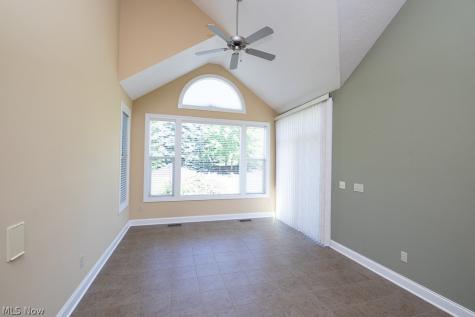 22238 North Trail Strongsville OH 44149