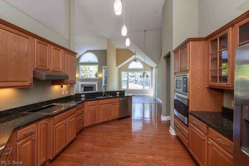 22238 North Trail Strongsville OH 44149