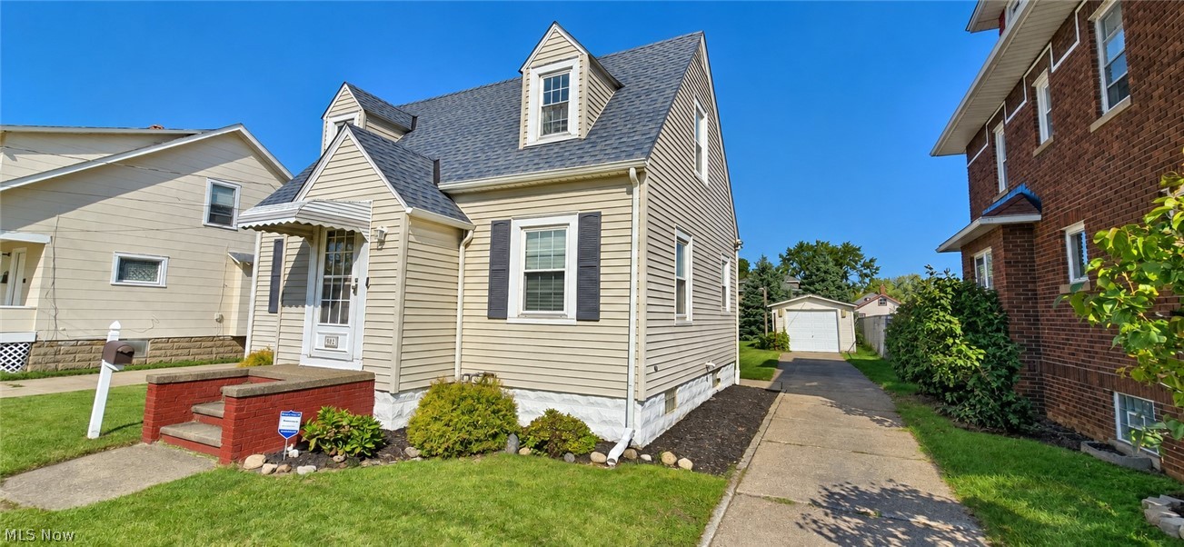 902 W 20th Street Lorain OH 44052