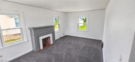 902 W 20th Street Lorain OH 44052