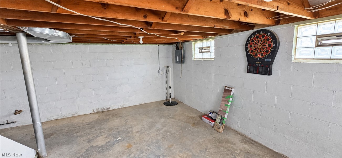 902 W 20th Street Lorain OH 44052