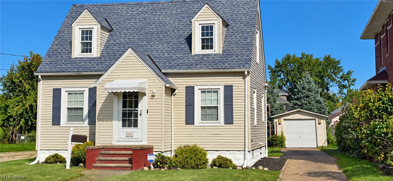 902 W 20th Street Lorain OH 44052