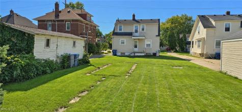 902 W 20th Street Lorain OH 44052