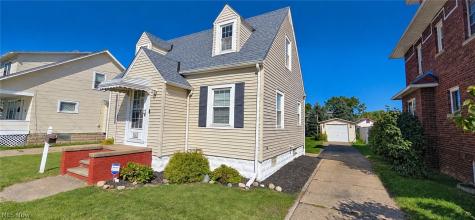902 W 20th Street Lorain OH 44052