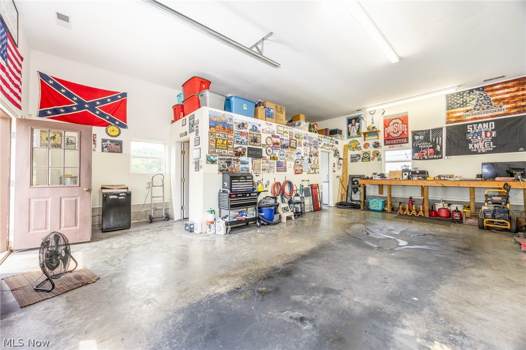 6 Gale Avenue Newport OH 45768