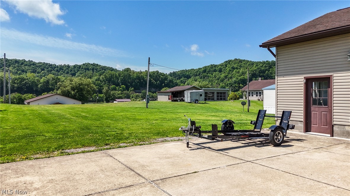 6 Gale Avenue Newport OH 45768