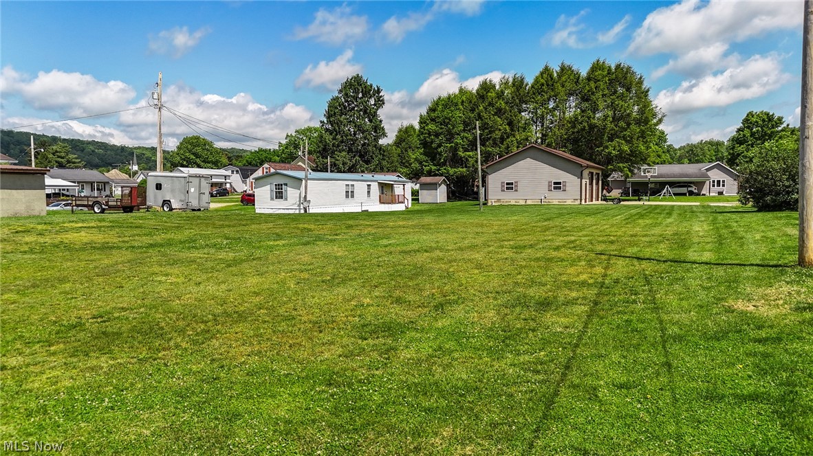 6 Gale Avenue Newport OH 45768