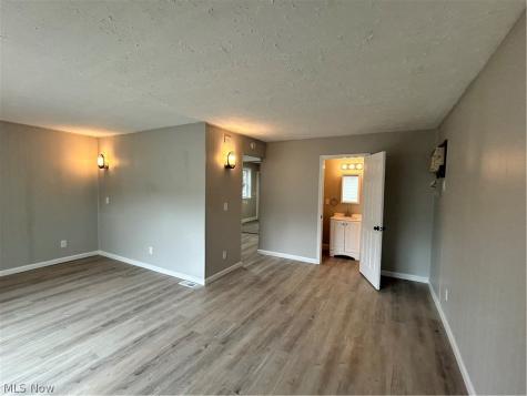4881 E 85th Street Garfield Heights OH 44125