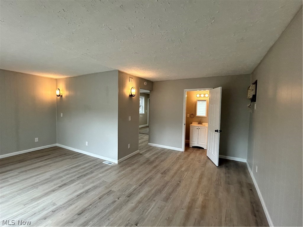 4881 E 85th Street Garfield Heights OH 44125