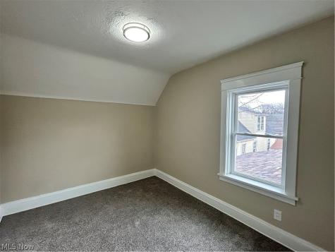 4881 E 85th Street Garfield Heights OH 44125