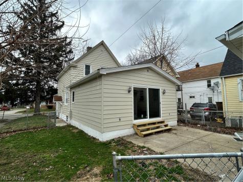 4881 E 85th Street Garfield Heights OH 44125
