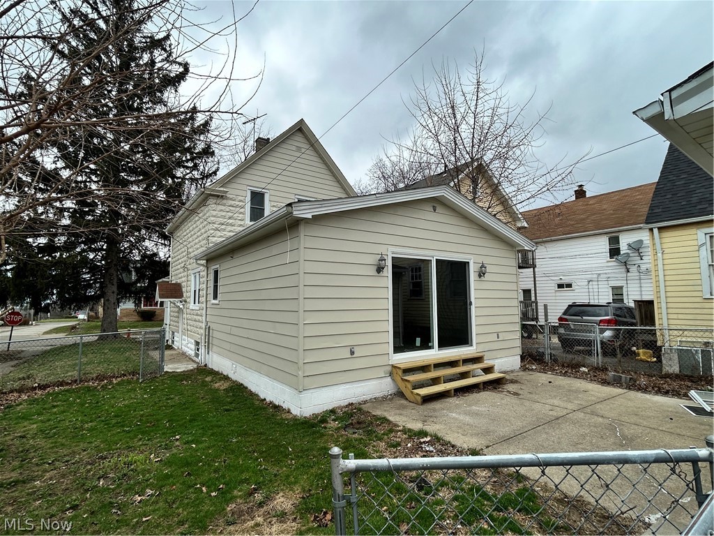 4881 E 85th Street Garfield Heights OH 44125