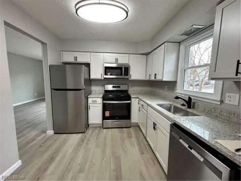 4881 E 85th Street Garfield Heights OH 44125