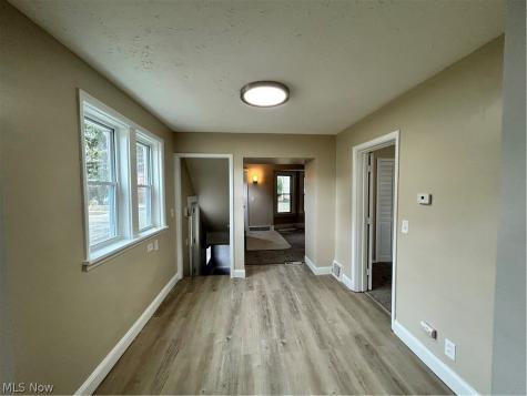4881 E 85th Street Garfield Heights OH 44125